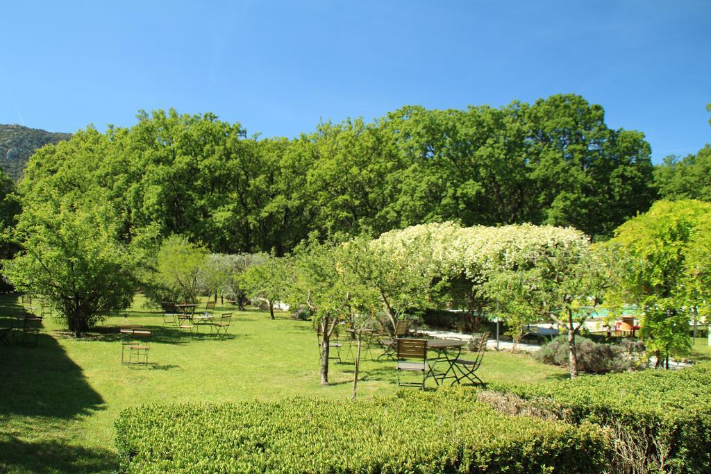 La Bastide Du Bois Breant Hotel Maubec  Exterior foto